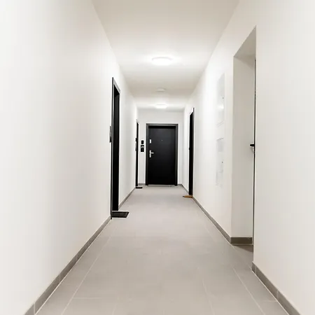 Akacjowa アパート